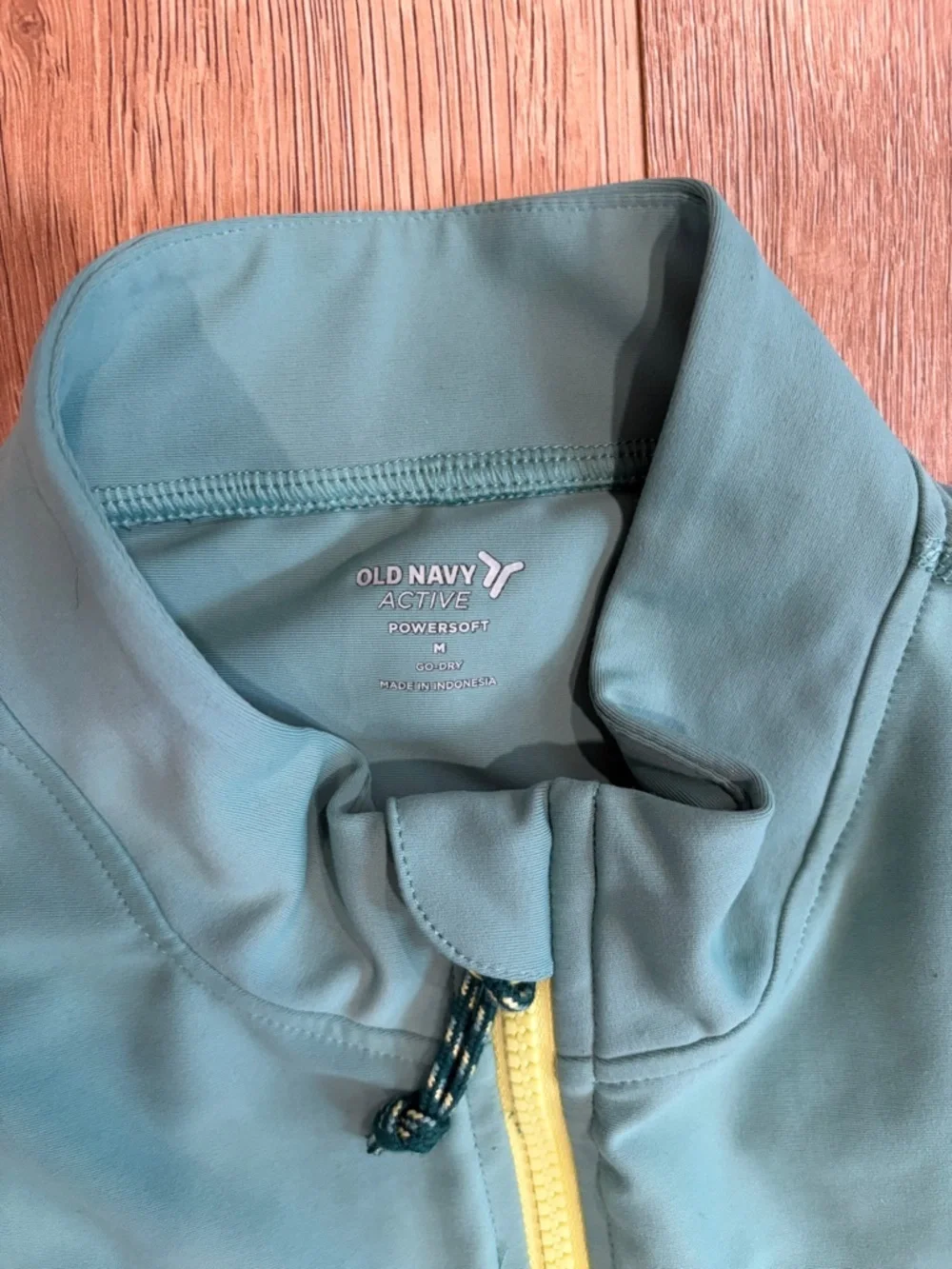 Old Navy Active PowerSoft Matching Set Leggings Crop Top Green Colorblock M